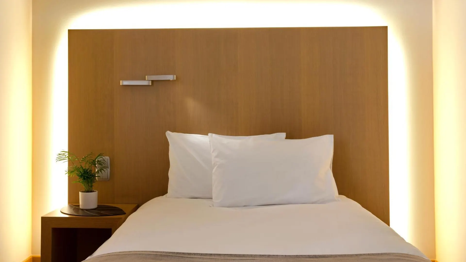 סלוניקי Lazart Hotel, Trademark Collection By Wyndham מלון