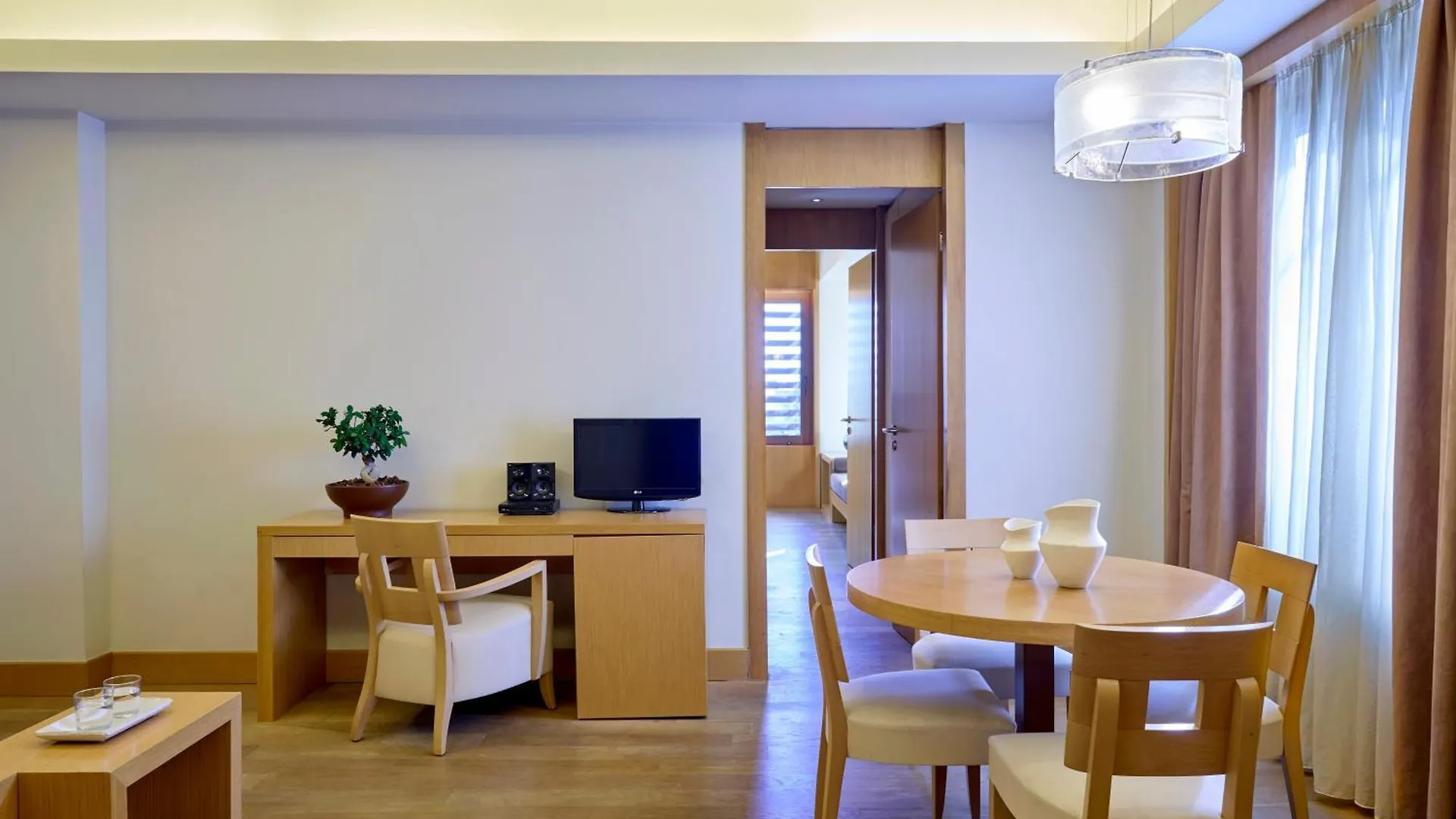 סלוניקי Lazart Hotel, Trademark Collection By Wyndham מלון
